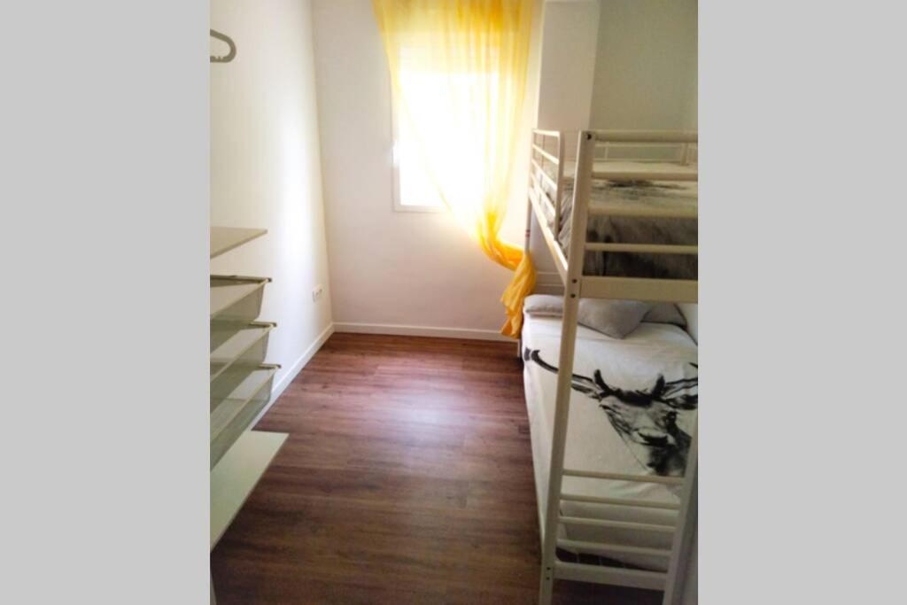 Apartamento Recien Reformado En Primera Linea Con Vistas A La Playa De La Almadraba Benicassim Ngoại thất bức ảnh
